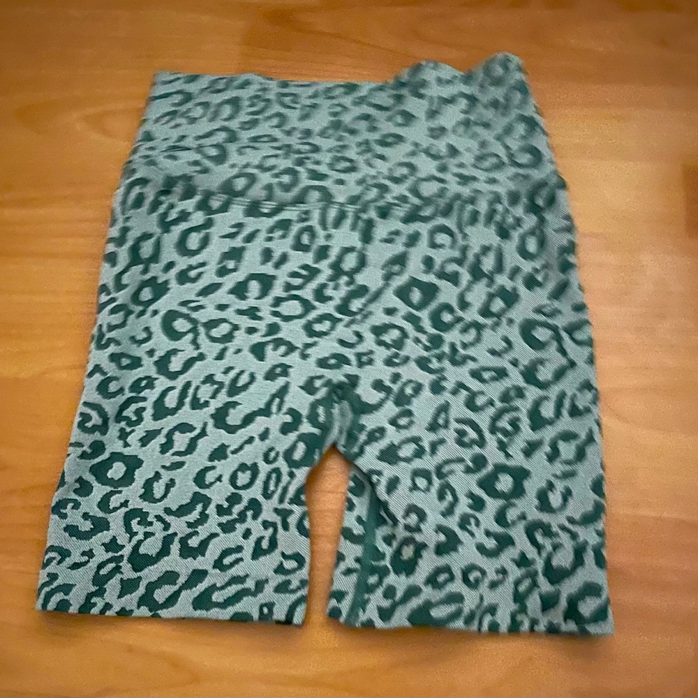 SHEIN Three Piece Athletic Shorts- Size Small (4)